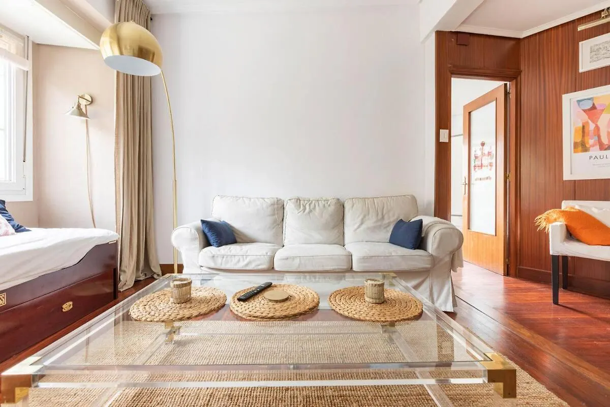 10 Min Casco Viejo ! Terraza Propia Apartment Bilbao 0*,  Spain